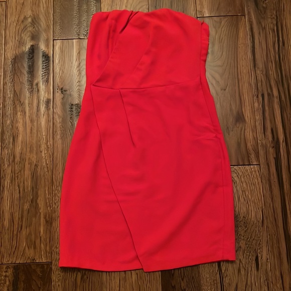 About Us — Alexandra Strapless Mini Dress in Red - Picture 2 of 4
